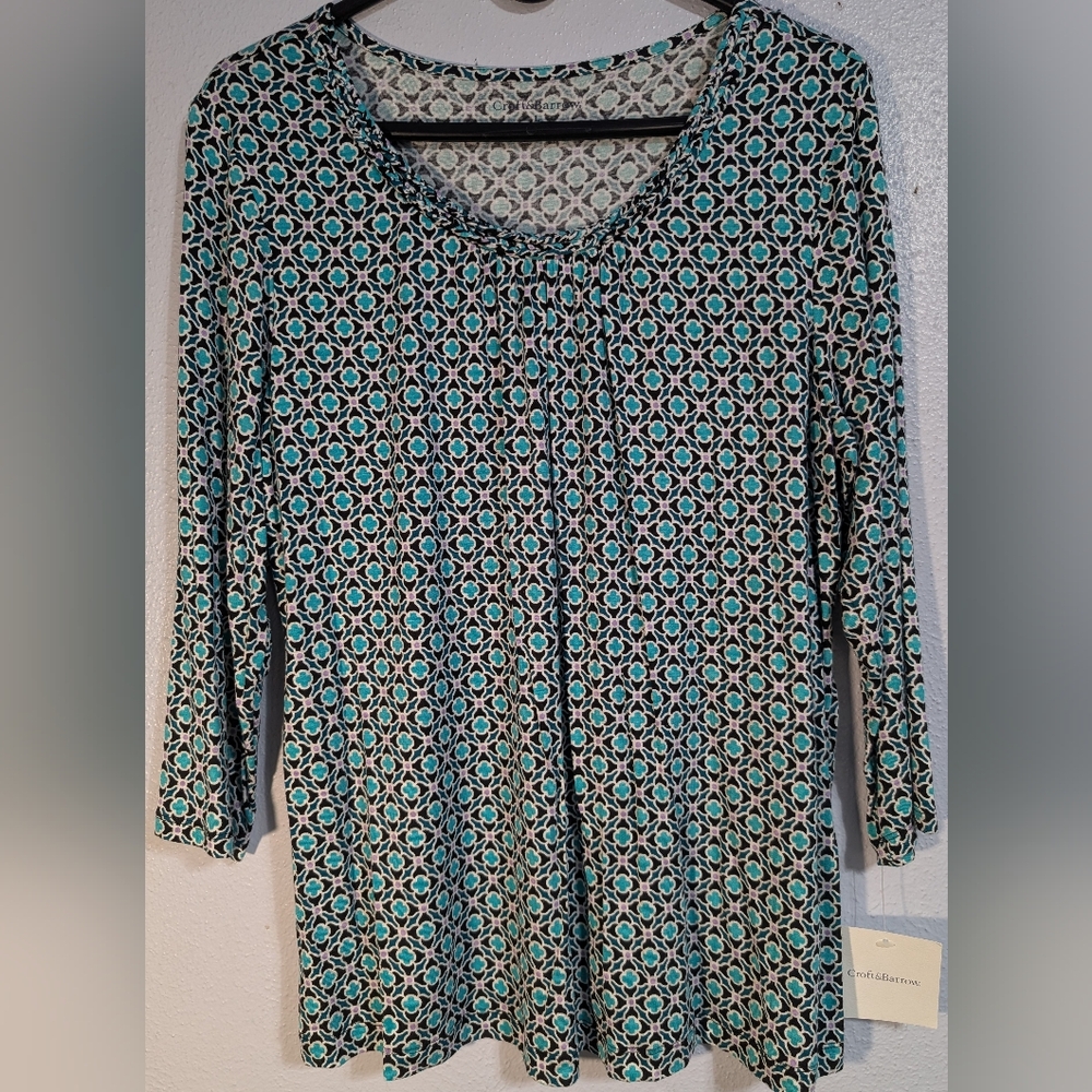 Croft & barrow Teal and Black Geometric Scoop Neck 3/4 Length Sleeve Top